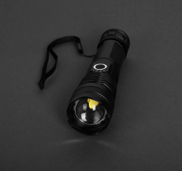 Ліхтарик LightStream 9200-08 фото